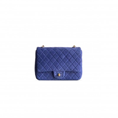 CHANEL FLAP BAG SUEDE CALFSKIN, LAMBSKIN & GOLD-TONE METAL AS5987 (26*18*7cm)